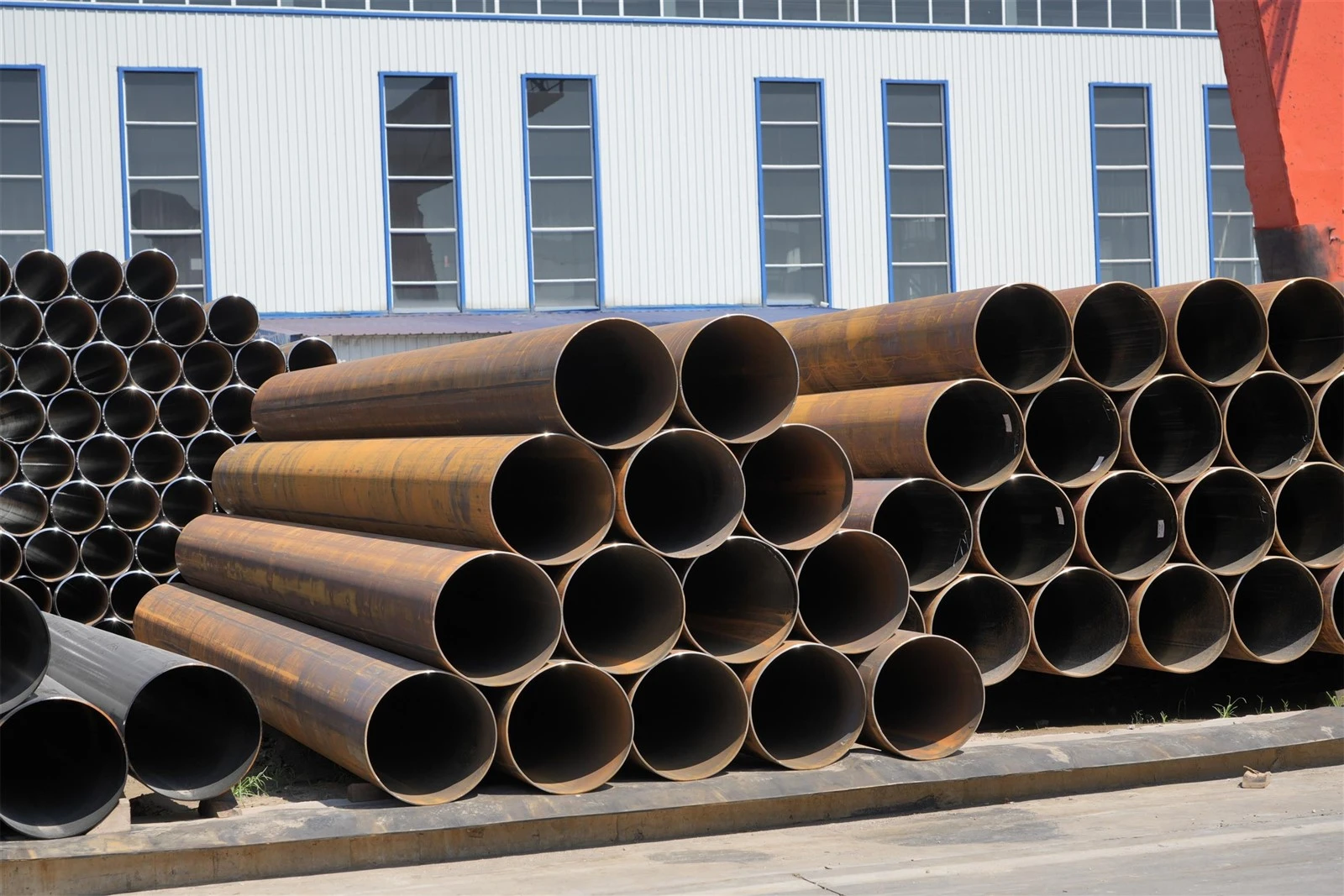 ERW steel pipes